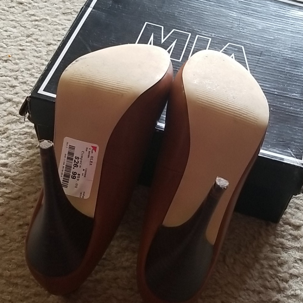 Platform/Pump Shoes - Picture 3 of 5
